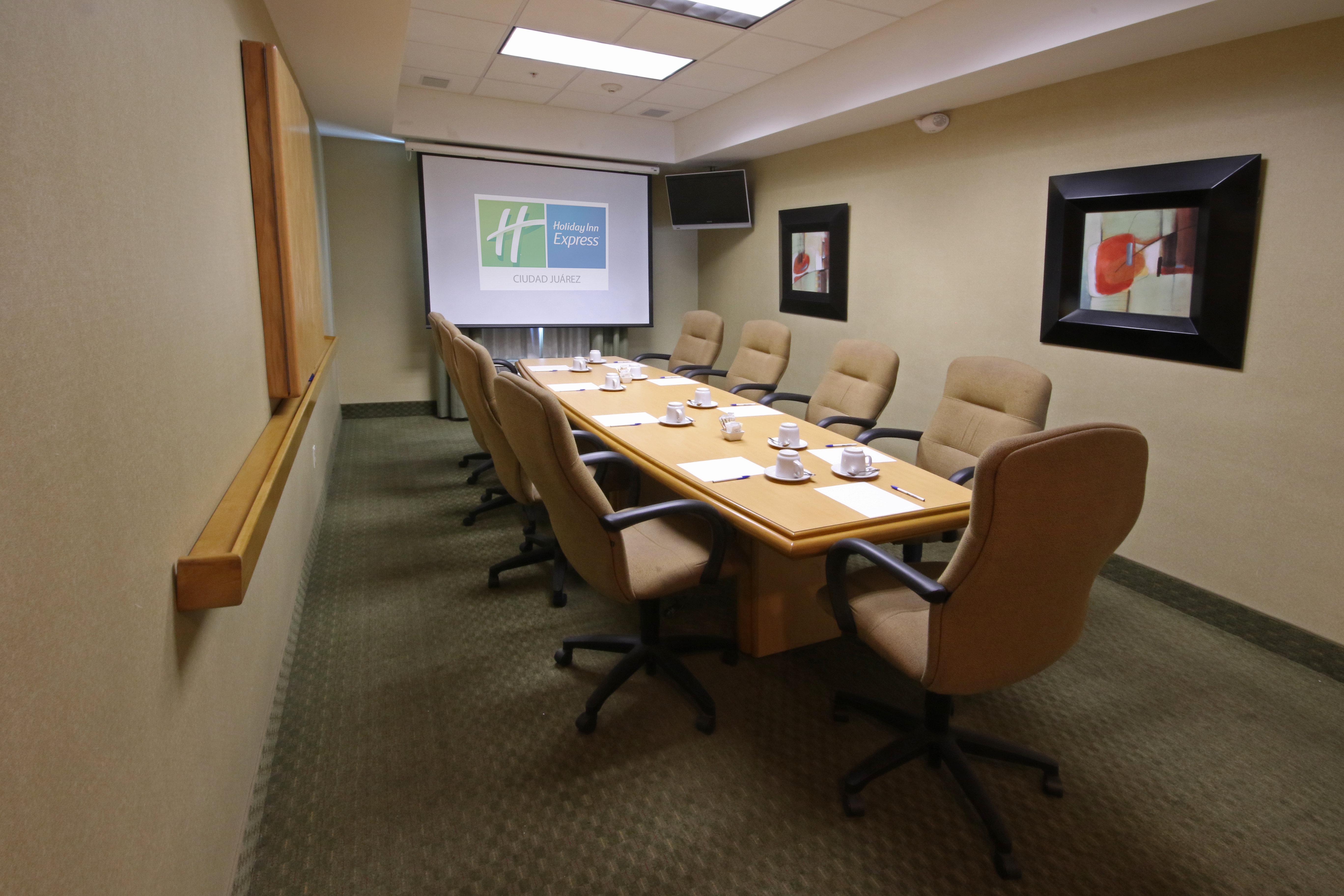 Holiday Inn Express Hotel & Suites Cd. Juarez - Las Misiones By Ihg Zewnętrze zdjęcie